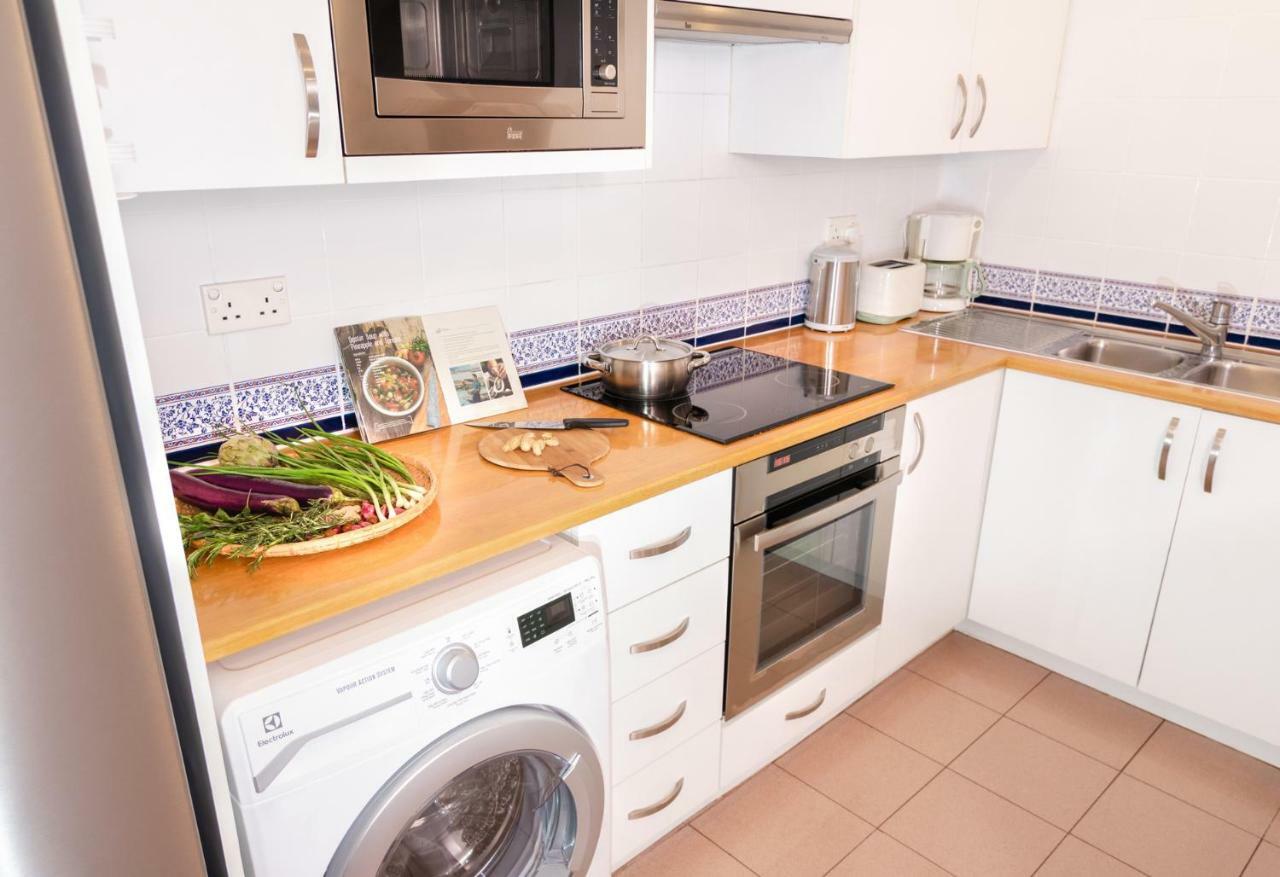 The Landmark Serviced Apartment - Managed By Peninsula Properties Ho Chi Minh City Bagian luar foto